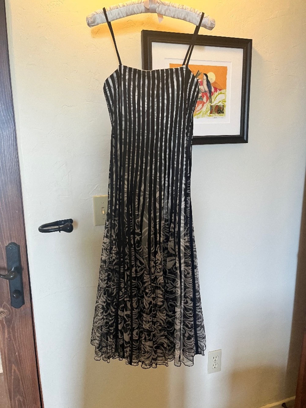 Gorgeous party ,wedding, special occasion dress.  JS Collection size 4
